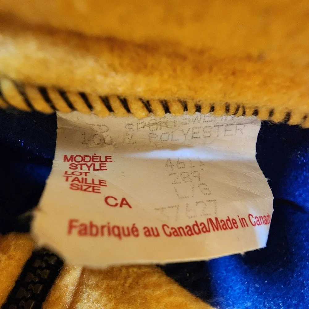 Montreal Canada Vintage 1/4 Zip Sweater Fleece Size LRG Blue Yellow Made In CAN
